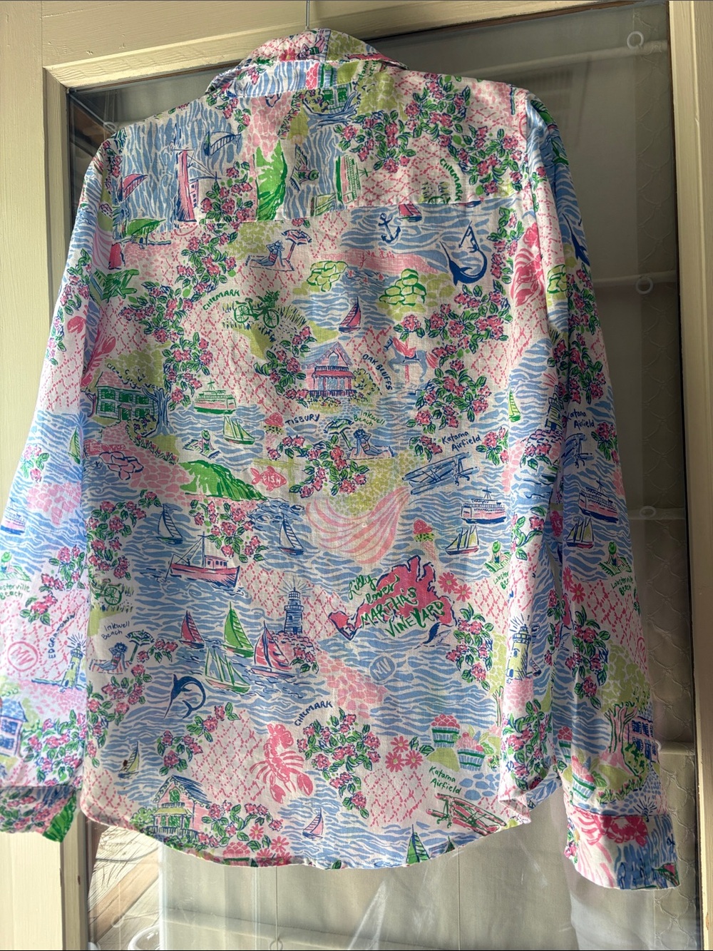 Lilly Pulitzer Loves Martha’s Vineyard - Picture 2 of 11